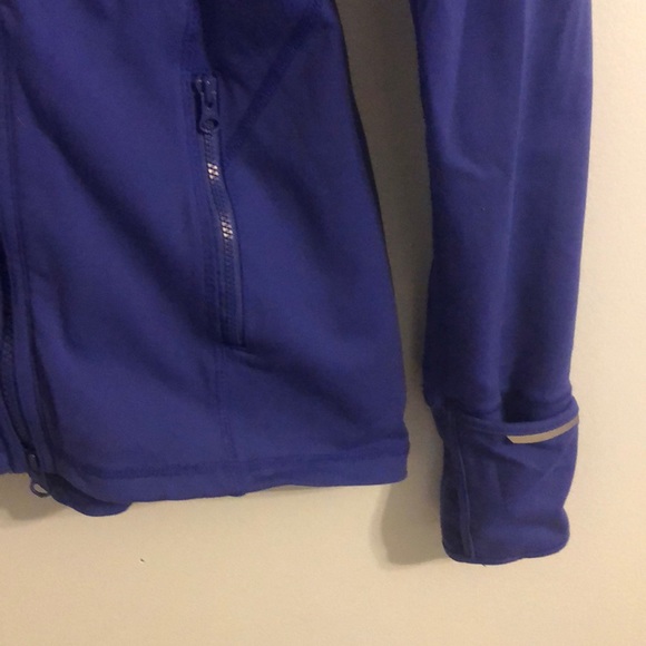 Athletic jacket - Picture 2 of 3